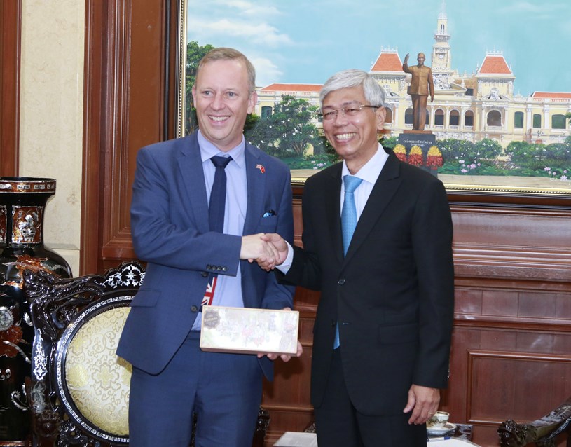 Ho Chi Minh City and UK promote cooperation in diverse areas